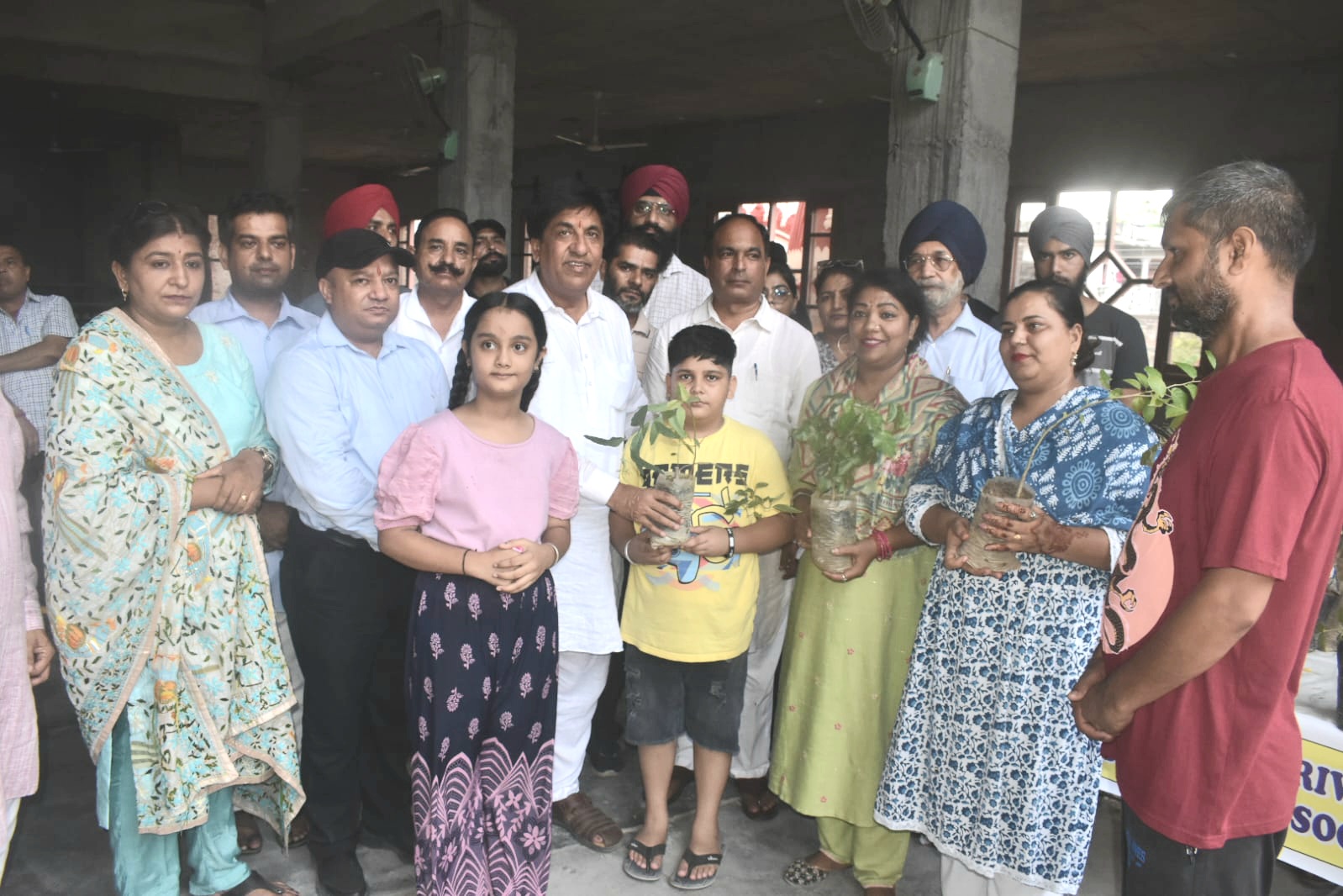 ਸਫਾਈ ਇਕ ਸਮੂਹਿਕ ਜਿੰਮੇਵਾਰੀ ਹੈ, ਹਰ ਨਾਗਰਿਕ ਦਾ ਯੋਗਦਾਨ ਜ਼ਰੂਰੀ - ਬ੍ਰਹਮ ਸ਼ੰਕਰ ਜਿੰਪਾ